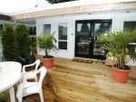 Cove House Patio Suite - Vacation Home Rentals Vancouver