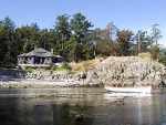 Pebble Beach House - British Columbia Accommodation